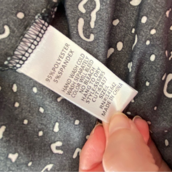 She + Sky Leopard Print Silky Pajama Set Women’s Size Large - Picture 6 of 11